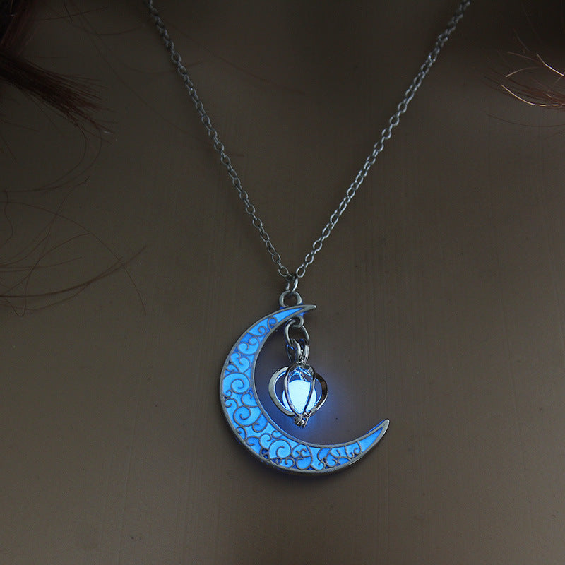 Glimmering Silver-Plated Chain Necklaces with Radiant Pendants