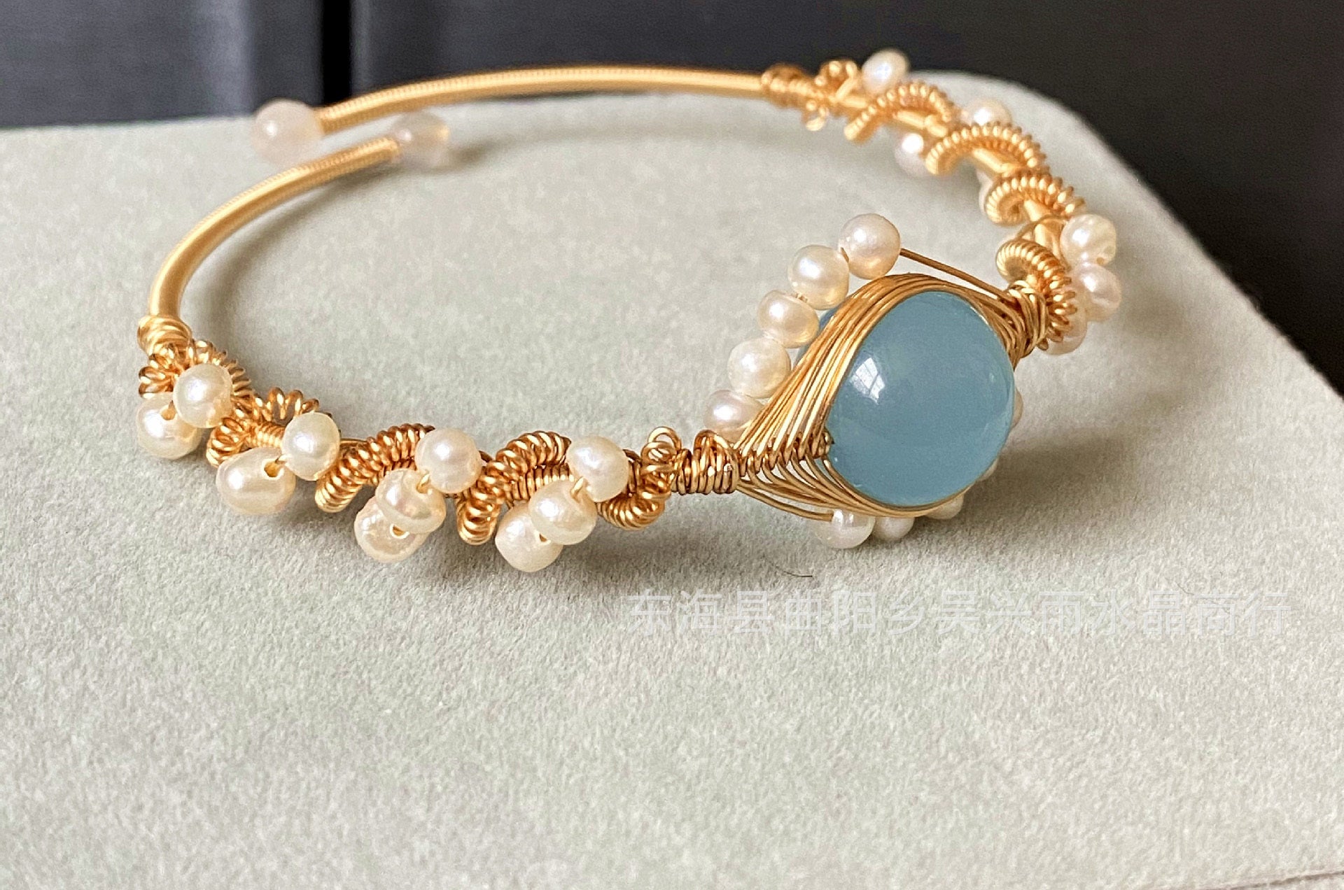 Exquisite Handcrafted 14K Gold Bracelet with Sapphire & Pearl