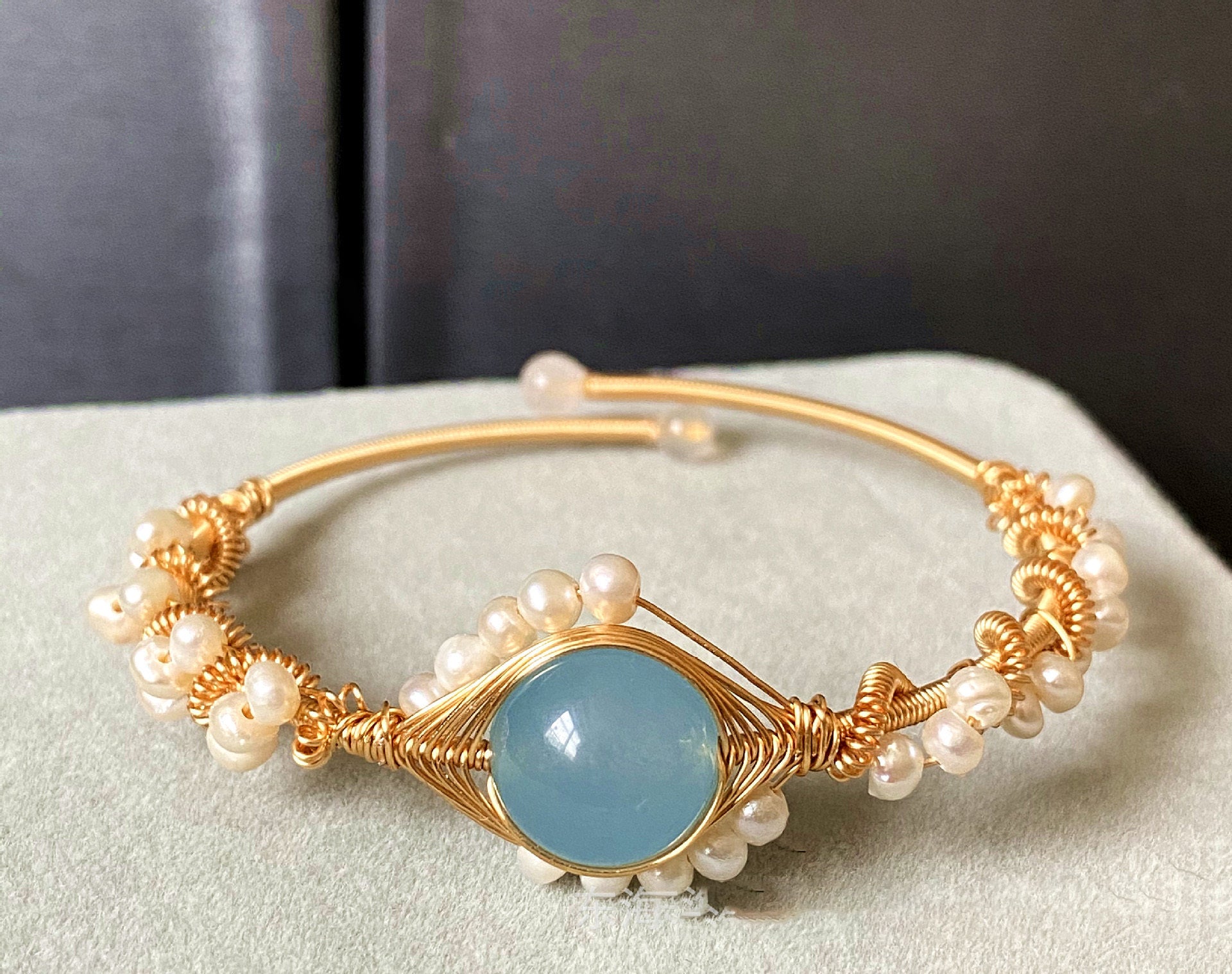 Exquisite Handcrafted 14K Gold Bracelet with Sapphire & Pearl