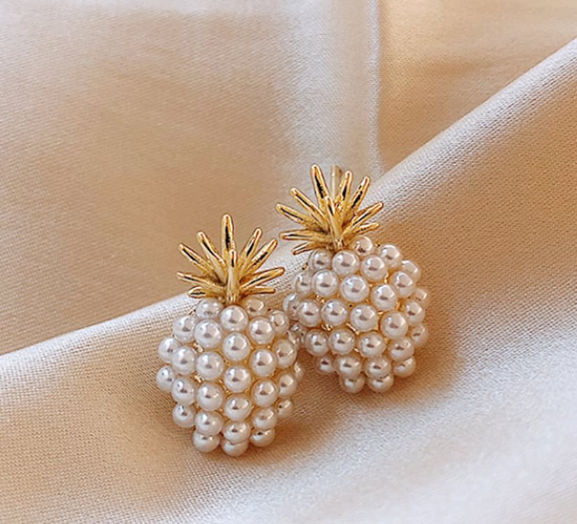 Radiant Ocean: Pineapple Starfish Pearl Earrings