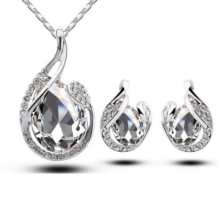 Complete Your Look: Stunning Jewelry Sets Await!