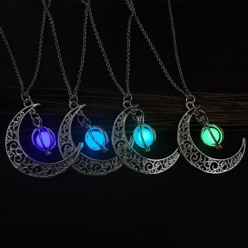 Luminous Moonstone Necklace: Radiant Charm for Women