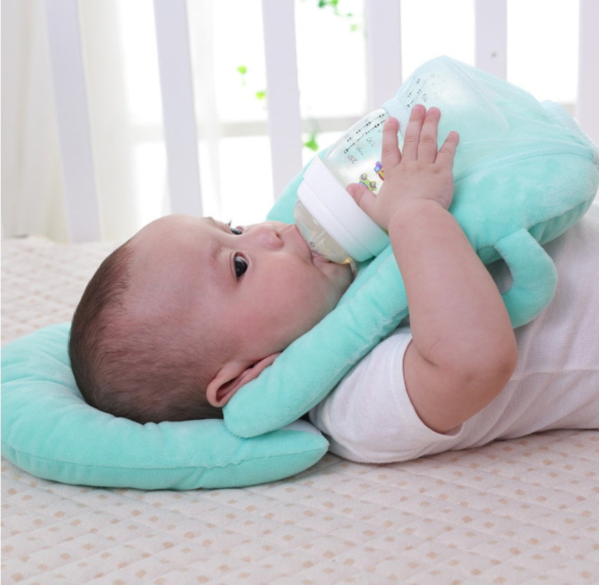 Cozy Nest: The Ultimate Baby Feeding Companion