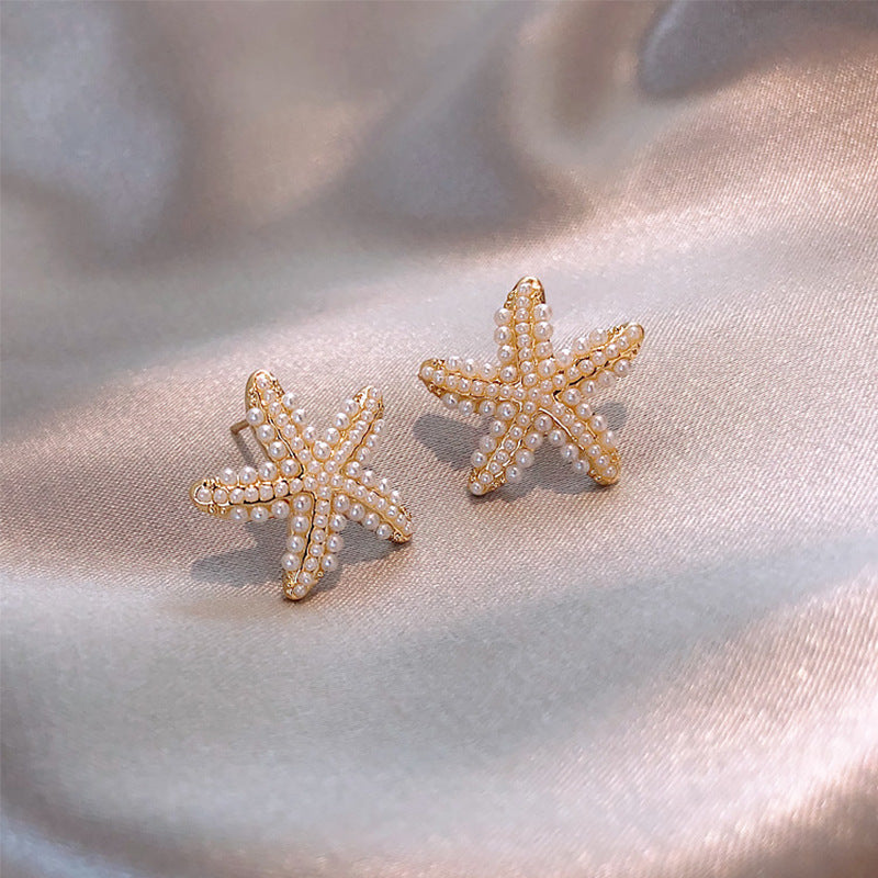 Radiant Ocean: Pineapple Starfish Pearl Earrings