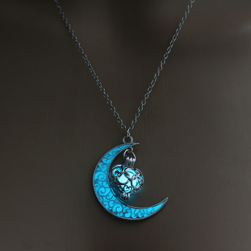 Glimmering Silver-Plated Chain Necklaces with Radiant Pendants